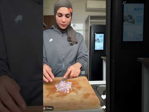 شادو رجع زوجها من السفر دون ابنه ميكا خلاه في كينيا 