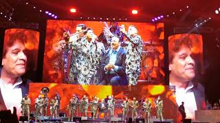 Popurri de Juan Gabriel | Banda El Recodo Ft. Julio Preciado | En Vivo Fiestas De Octubre 2019