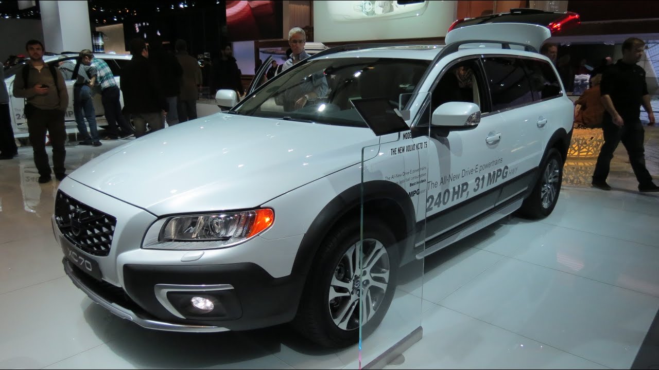 Volvo xc70 2015