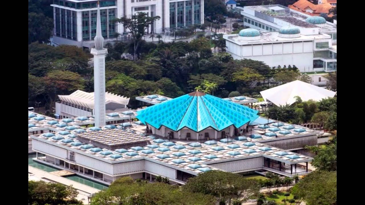 Masjid Negara Tourist Attractions in Malaysia YouTube