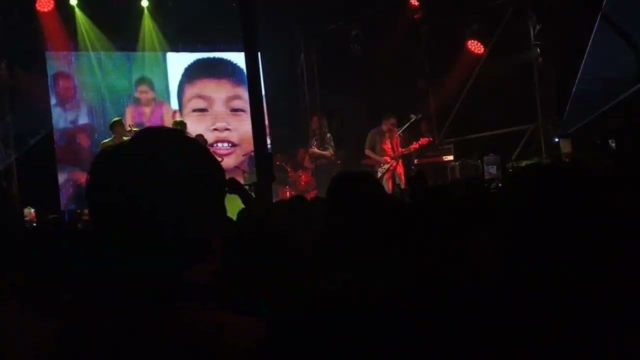 Temple Sour - Smoothie Bonce/ Black Moon Arequipa