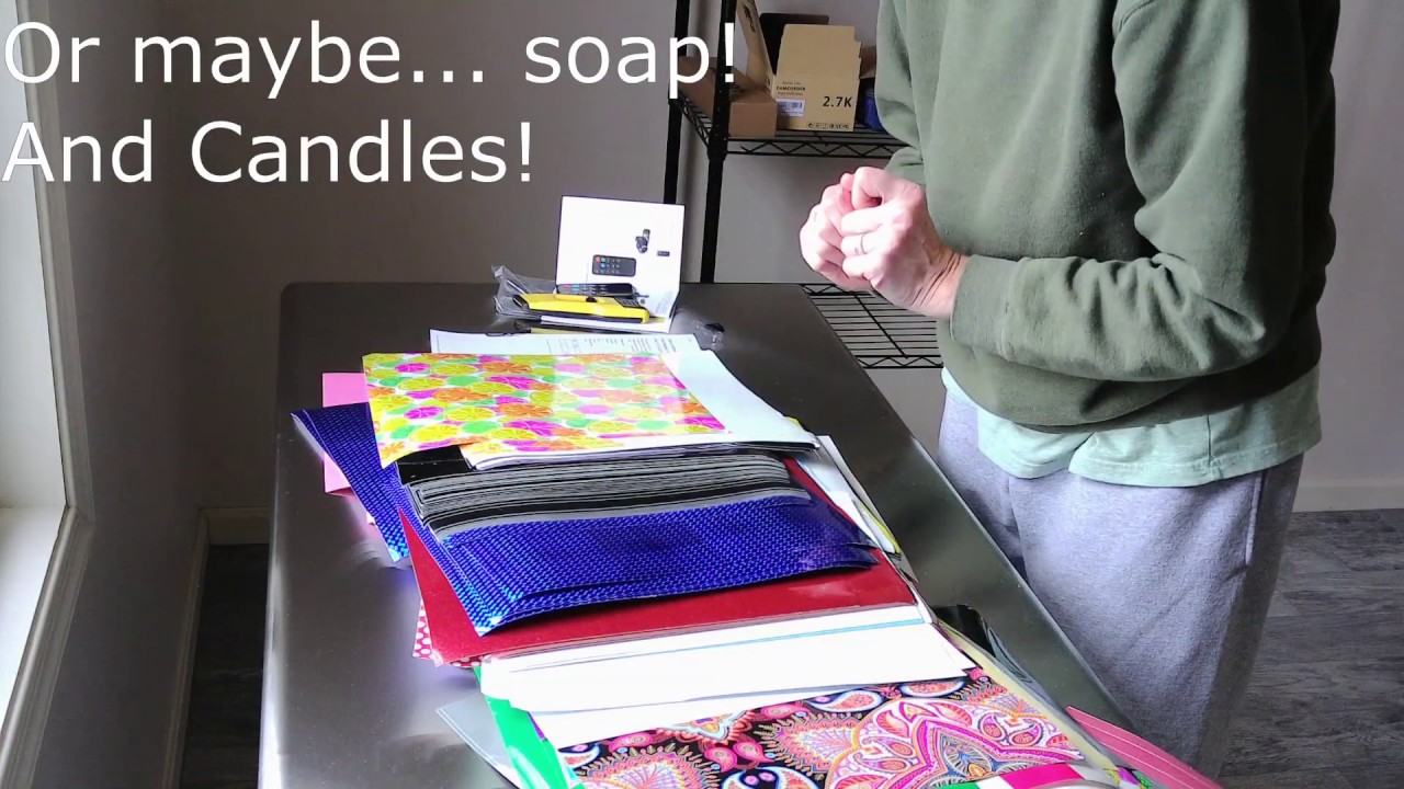 Opening my new 651Vinyl.com Grab Box, video 1