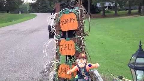 Fall Mailbox Makeover