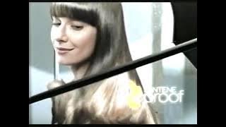 Pantene Pro-V Smooth & Sleek Conditioner - Rainy Day Commercial 2005