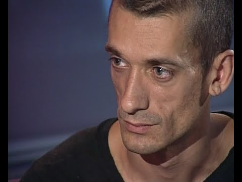 Video: Pyotr Pavlenskiy, Rossiyalik Aksioner: Tarjimai Holi