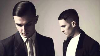 HURTS - Confide In Me (Kylie Minogue Cover) chords
