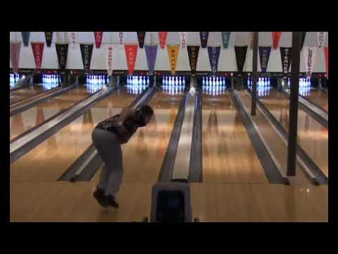 Unbelievably super unlucky bowling strike/non-strike. What the heck happened???