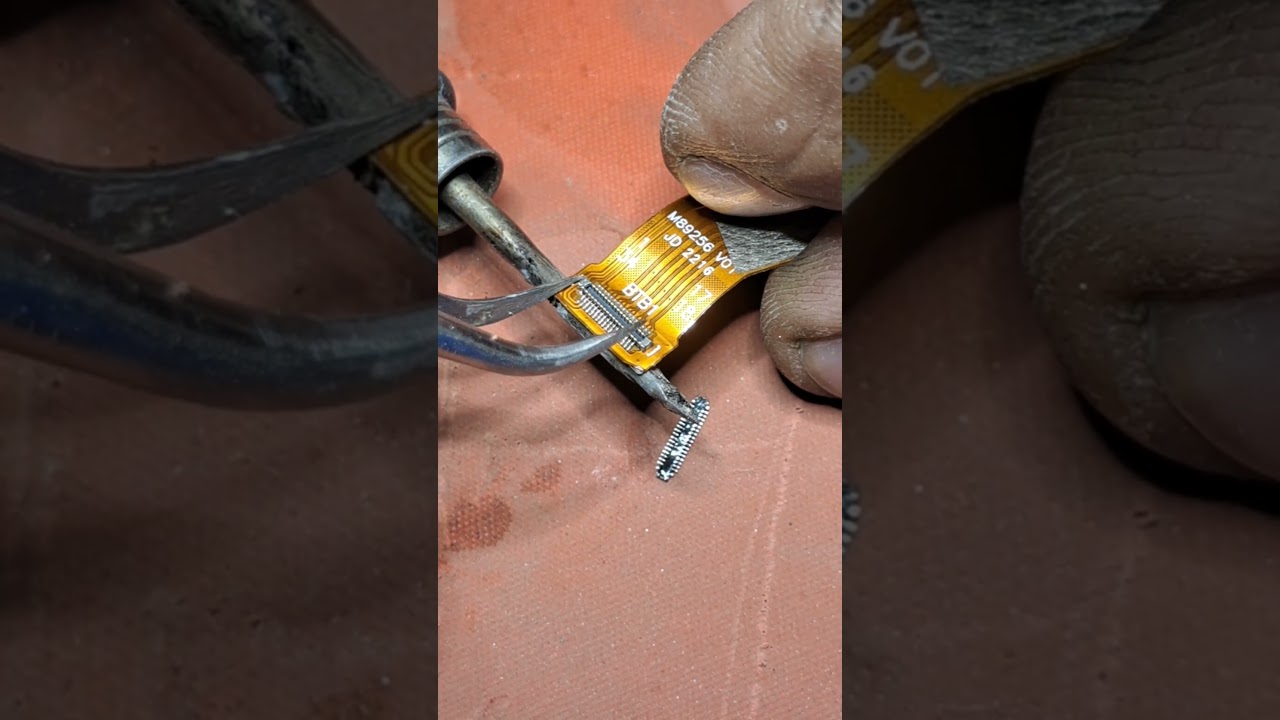 how to fix display connector. 