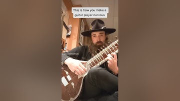 Did you flinch? #sitar #guitar #music #sangeetanjaliinstituteofmusic