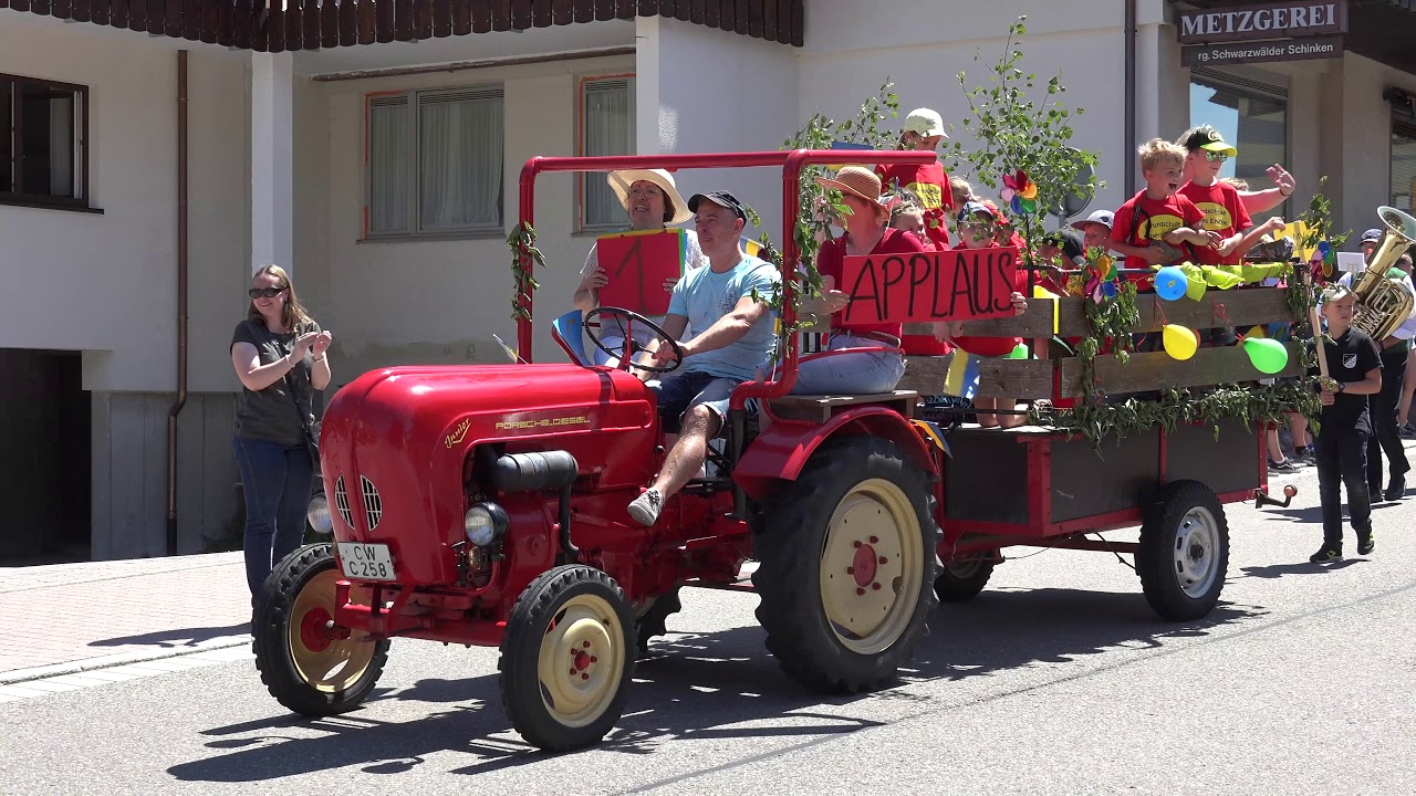 90 Jahre Musikverein Enzklösterle Festumzug