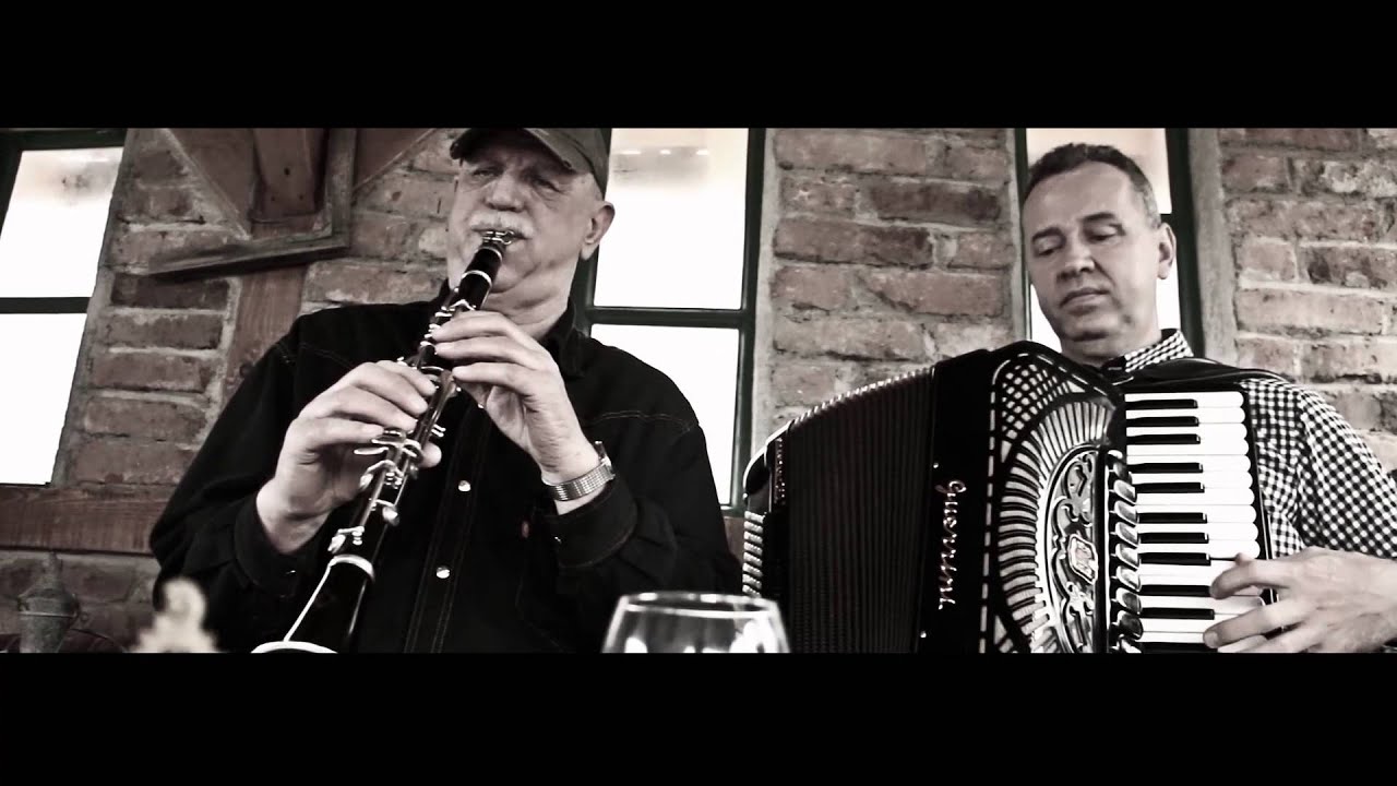 Snijeg pade na behar na voce