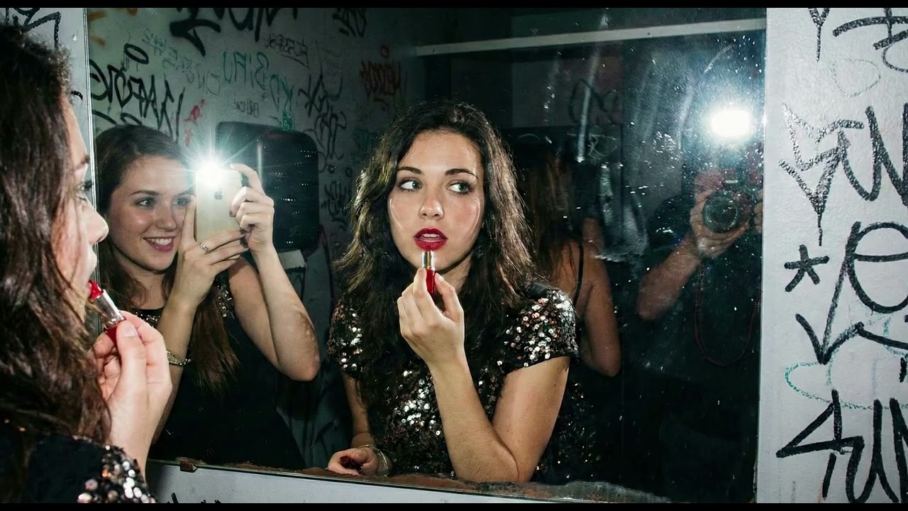 pov: it's 2010, you're in the club bathroom, and life feels limitless