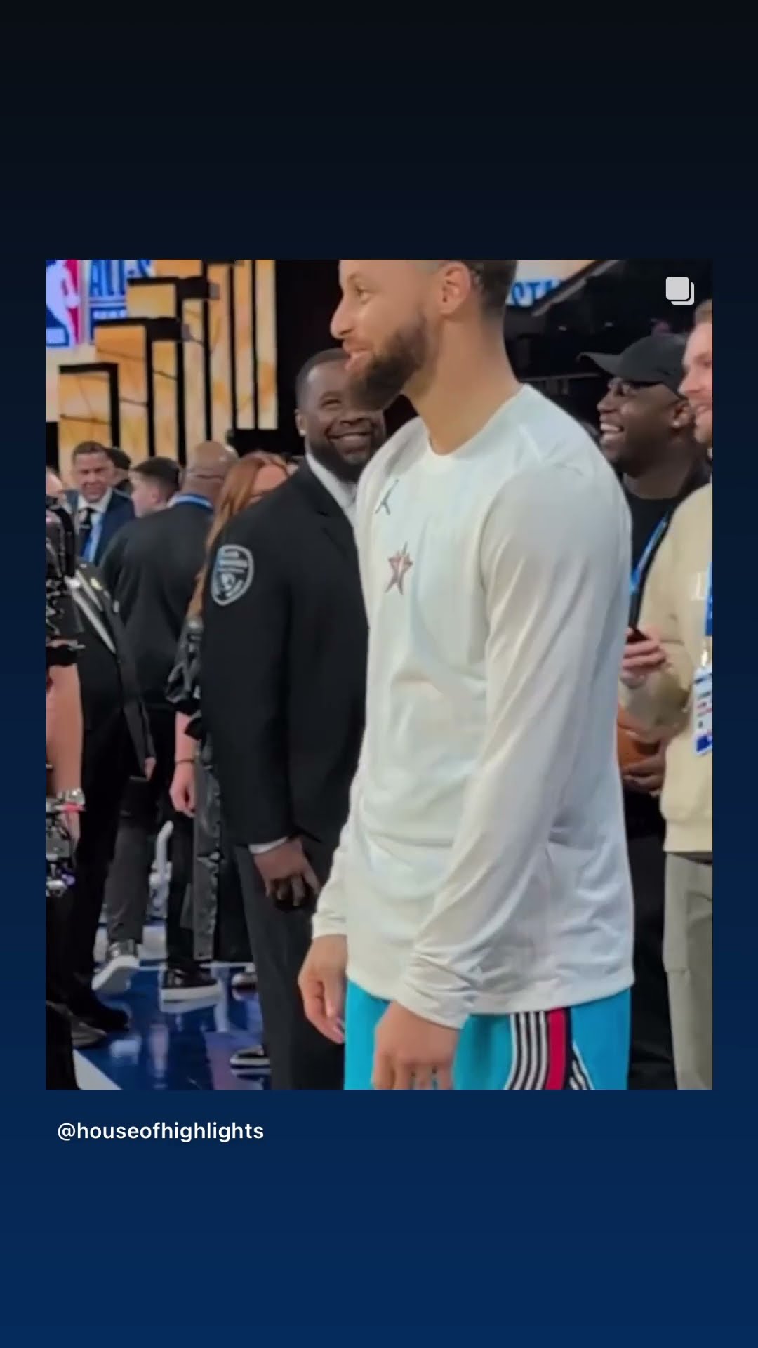 The ball had no air #hoodnews #stephencurry #allstar #basketball #trending #viralvideo #how #wow