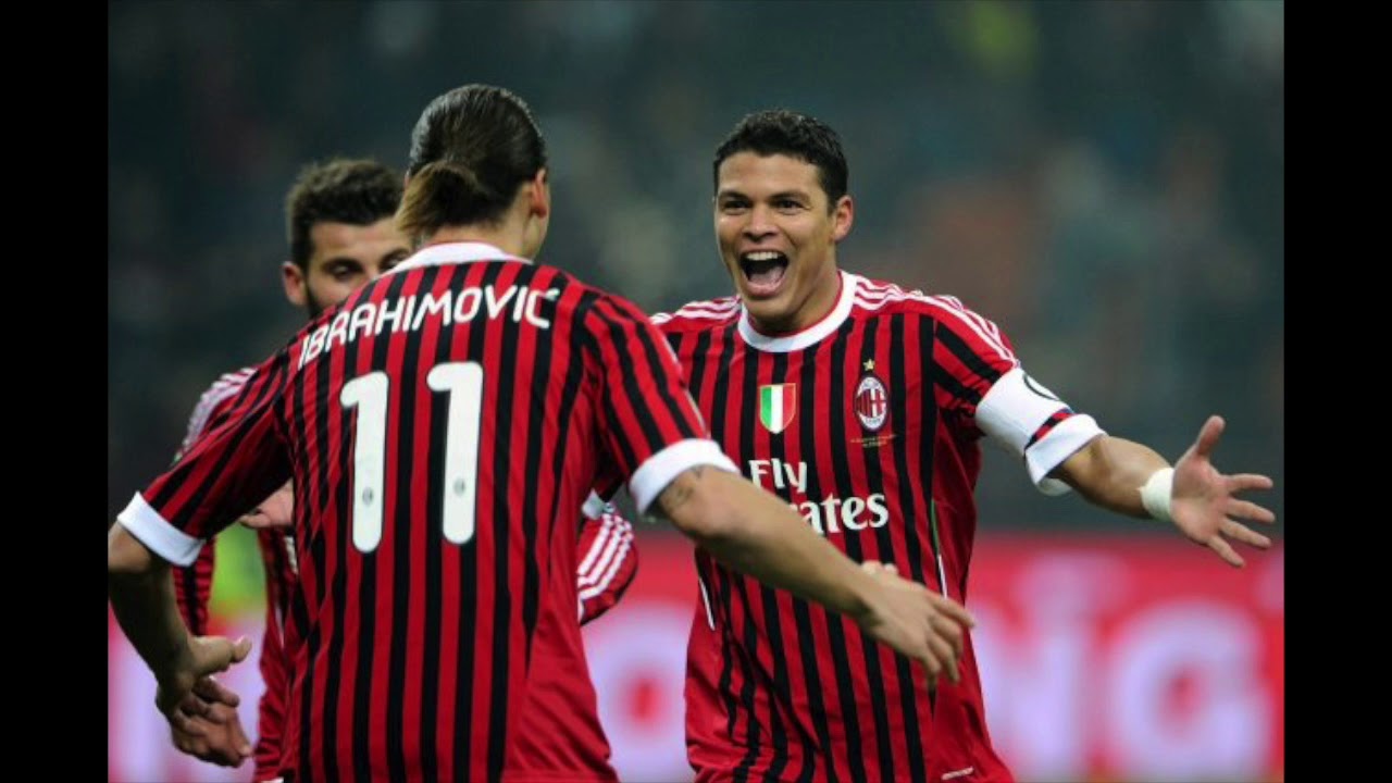 THIAGO SILVA TORNA AL MILAN? - YouTube