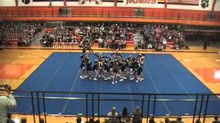 Crystal Lake Raiders Varsity Cheer Routine 2013