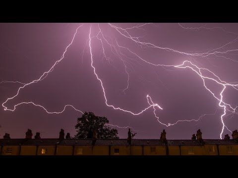 Video: Şimşək çaxması. Göy gurultusu və şimşək