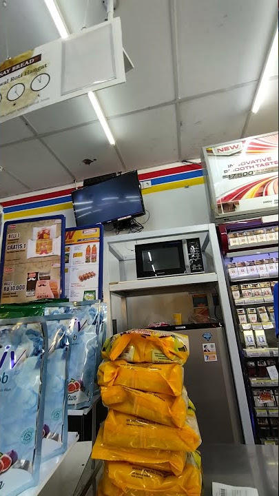 malu malu kasir indomaret wkwk