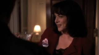 Jed and Abbey Bartlet: "Who is your Commander in Chief?" // The West Wing S4E8