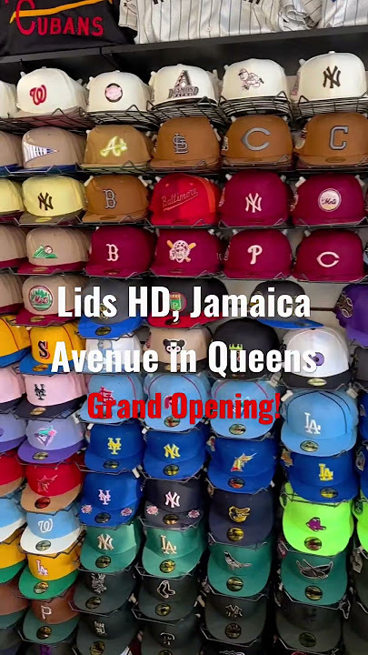 LIDS HD IN NEW YORK CITY! One of the Craziest New Era Fitted Hat Walls in the World!