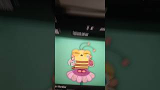 Patchwork pals bee crying