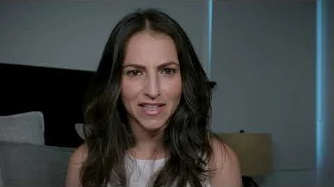 #1 Best Pick Up Line That Gets Women Talking