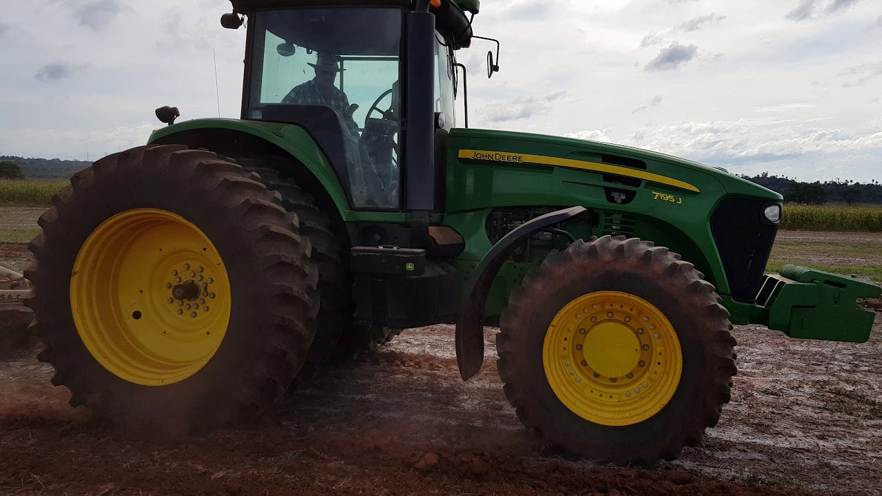 JOHN DEERE 7195 J NO SUBSOLADOR - YouTube