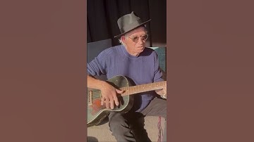 Keith Richards playing on 1930s guitar #shorts #rockmusic #therollingstones #keithrichards #guitar