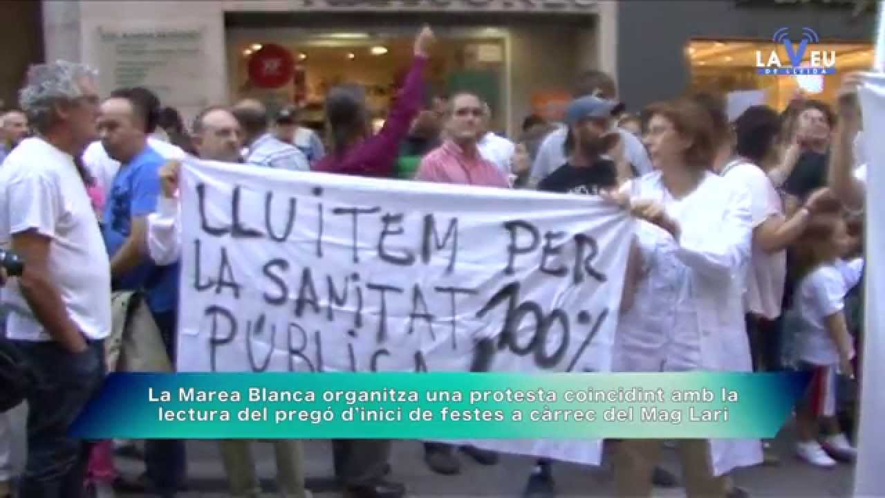 La Marea Blanca inunda la Plaça Paeria