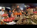 Tons of meat are cooked here in tandoor per day | meat in a tandoor | Assalom Uzbekistan