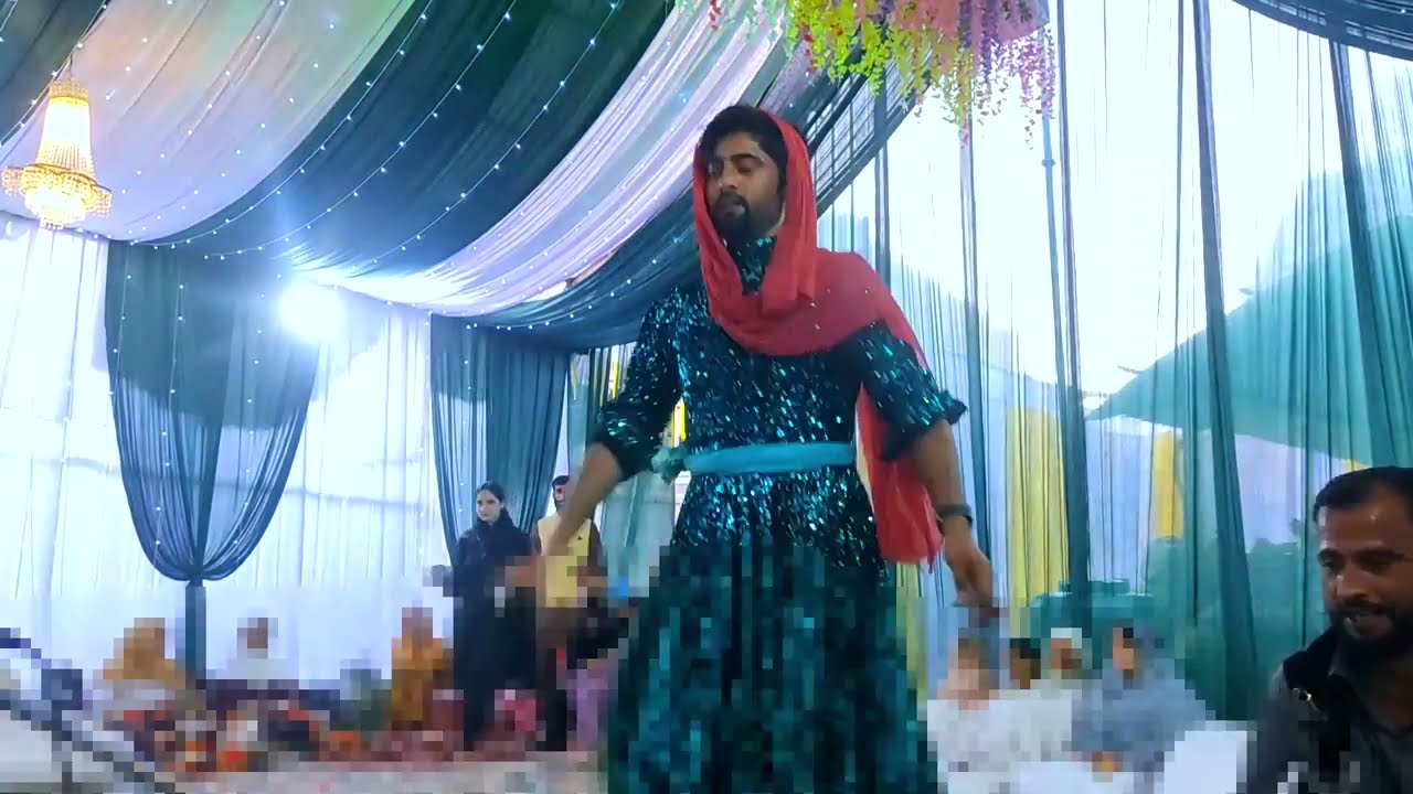 Mena Lagan Dil Yaaro || Wani Wahid || Wahid Dancer || Kashmiri Song