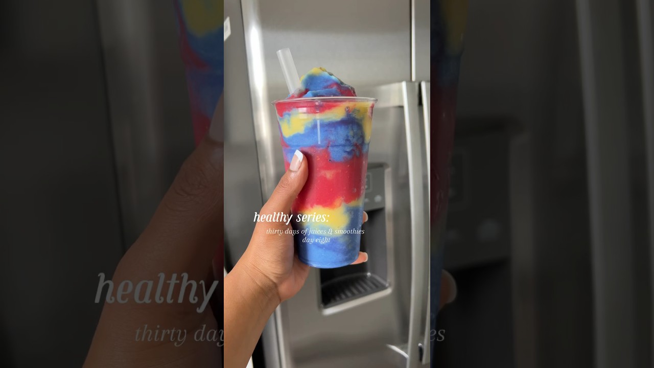 let&rsquo;s make a colorful healthy smoothie #smoothierecipes #smoothie #healthy #superman