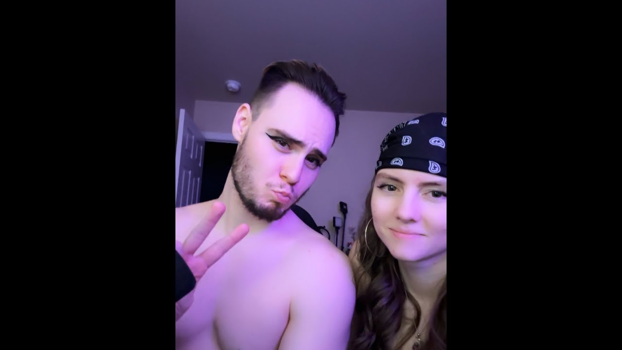 COREYTHEGUY GETS HIS MAKEUP DONE