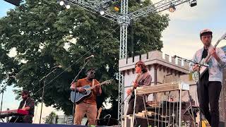 Kashus Culpepper- Intro/Southern Man/Alabama Beauty Queen/Just The Two of Us medley
