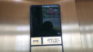 Otis Series 1 Hydraulic Elevator at the Livingston Town Center in Livingston, NJ