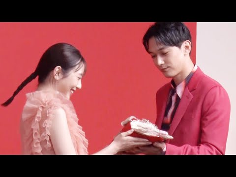 吉沢亮の29歳を祝う浜辺美波へ逆バレンタインでサプライズ/ロッテ「ガーナチョコレート」WEB動画+メイキング・インタビュー