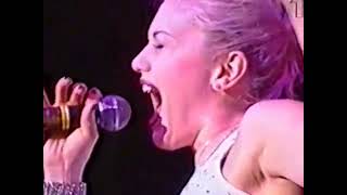 Watch Gwen Stefani The Climb video
