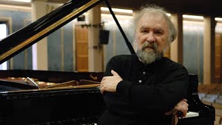 Radu Lupu plays Schumann, Schubert (Amsterdam 1983)