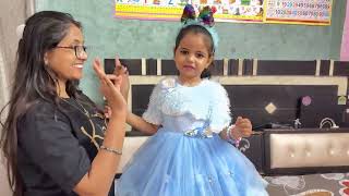 Darshika Dance Cl Aaj Sab Kuchh Blue -Blue Pehenakar Jayegi