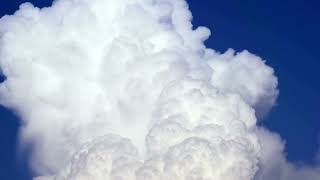 Relax Deeply with Serene Clouds and Hypnotic Music