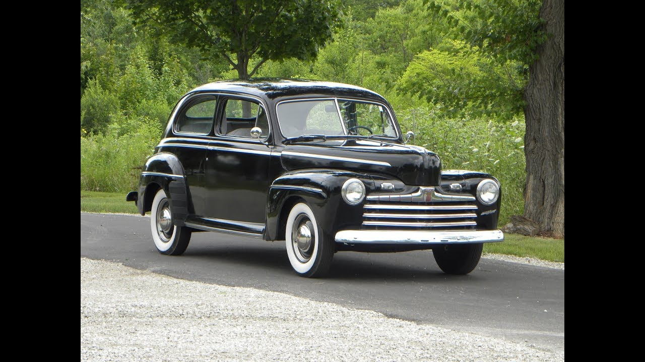 1946 Ford Super Deluxe | Volo Museum