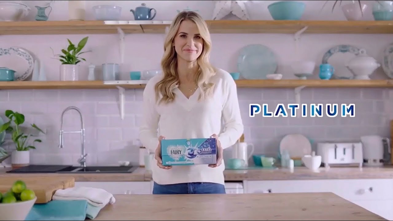 2023-2024: Fairy Non Bio Platinum + Extra Stain Removal [Platinum]