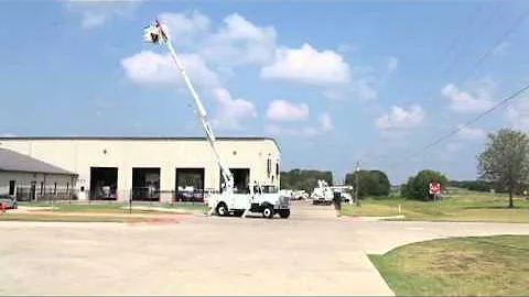 Utility Fleet Sales - 60' Material Handling 2007 IHC 4X4 Bucket Truck for Sale - #12377