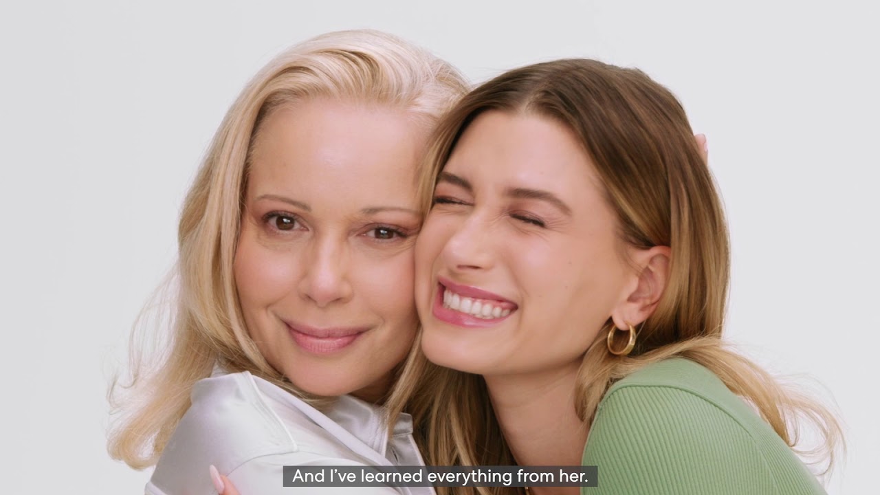 AGELESS Phyto-Retinol Kollektion mit Hailey Bieber und Kennya Baldwin | bareMinerals