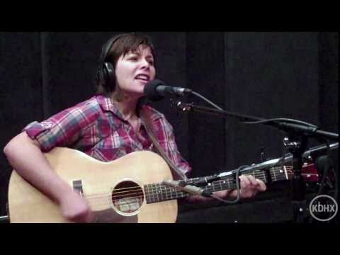 Shannon Wurst "Montana" Live at KDHX 1/15/11 (HD)