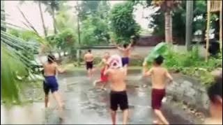 Video lucu hujan - hujanan