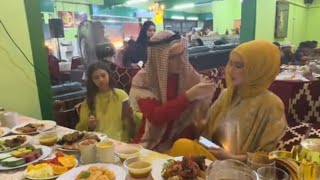 Zain Saidin \u0026 Rozita Che Wan || Buka Puasa Buffet Nasi Arab Di Al Hanin Johor