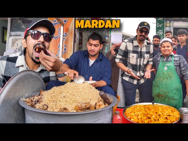 PAKISTANI STREET FOOD IN MARDAN - Nalli Chapal Kebab, Meat Pulao u0026 Mutton Rosh. class=