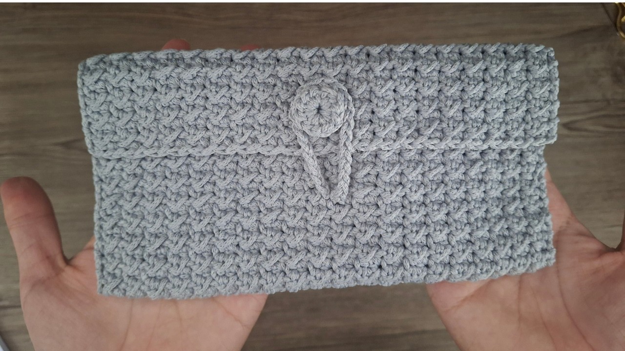 Easy Crochet Wallet Tutorial | Basic Stitches for Beginners 🧶🧶🧶