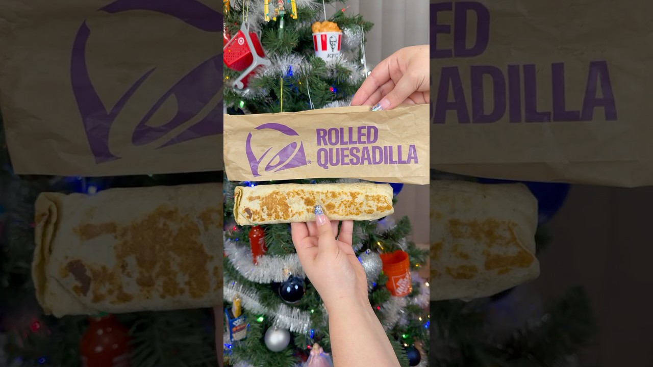 Кесадилья со стейком и сыром Поблано от Taco Bell