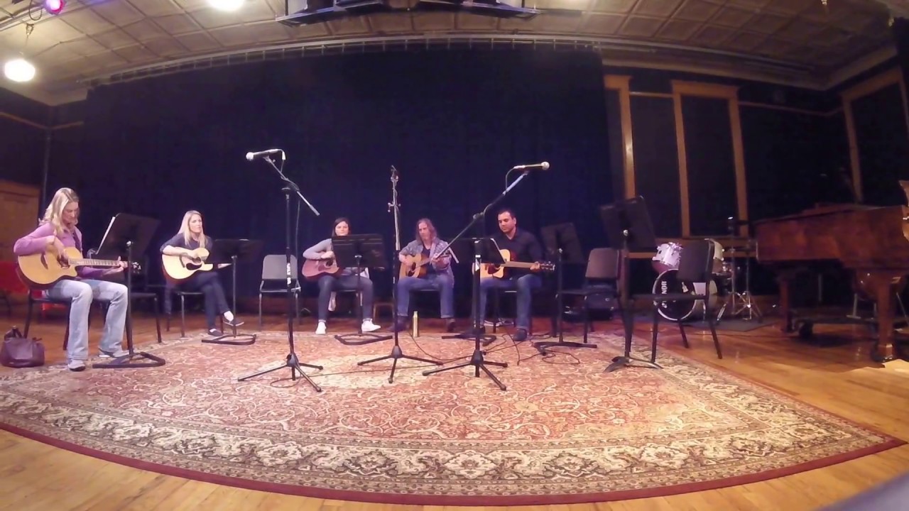 old-town-school-of-folk-music-guitar-1-performance-youtube